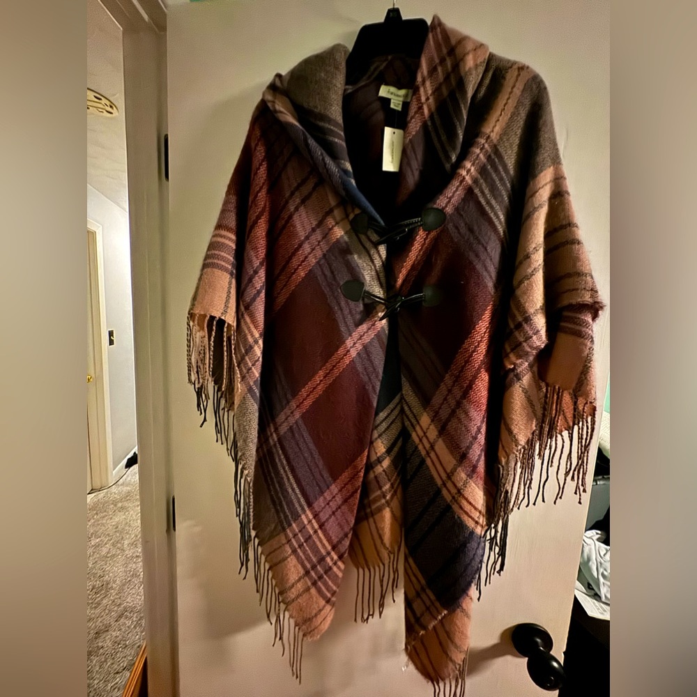 Francesca’s Closet OS plaid poncho with buttons.